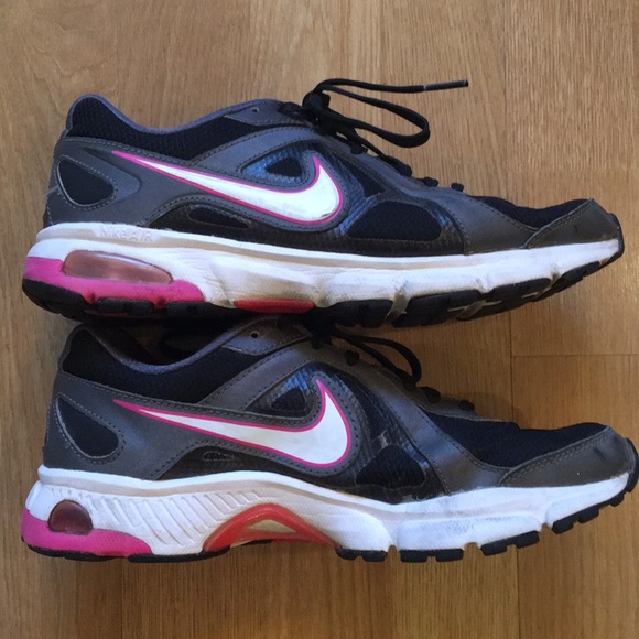 Nike Shoes - Nike Shoes